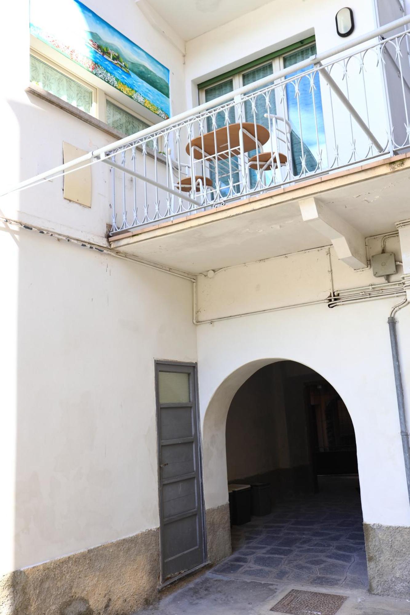 Da Meggy Apartment Стреза Екстериор снимка